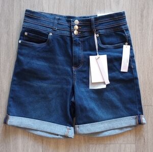 NWT Tahari PREMIUM Seta-Silk Denim Cuffed Short| Women Size: 6/28